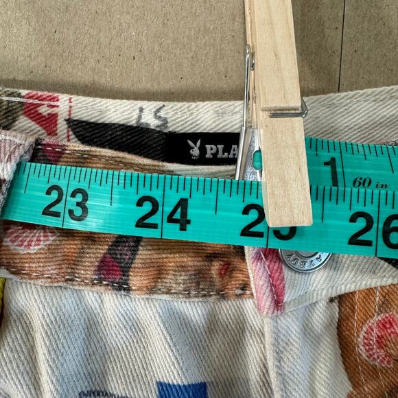 PLAYBOY PACSUN JEANS 70s HIGH RISE BOYFRIEND ALL OVER PRINT LOGO RETRO SZ 24 XS - Picture 11 of 12